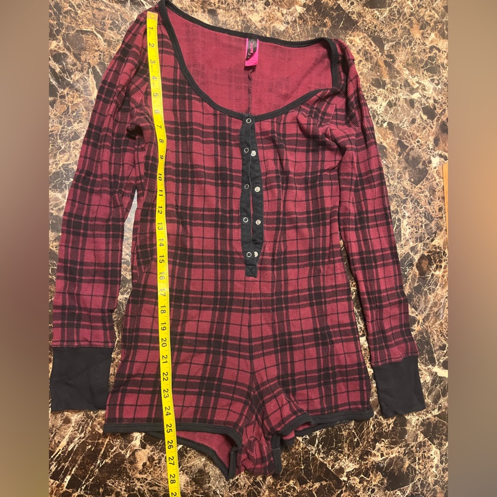 La Senza Deep Red and Black Loungewear